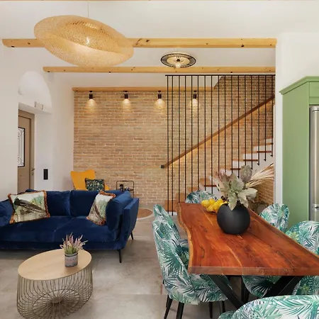 N.riccio * Sokrákion